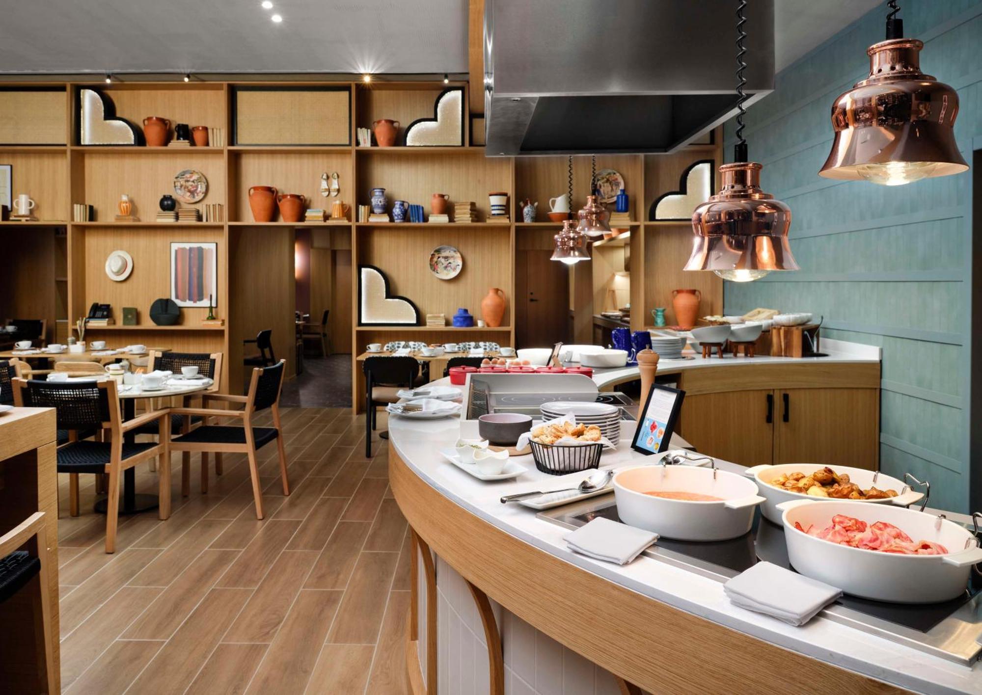 Hilton Garden Inn เอโวรา ภายนอก รูปภาพ
